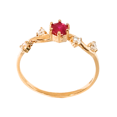 An Red Em ouro 18k , com 5 pedras .