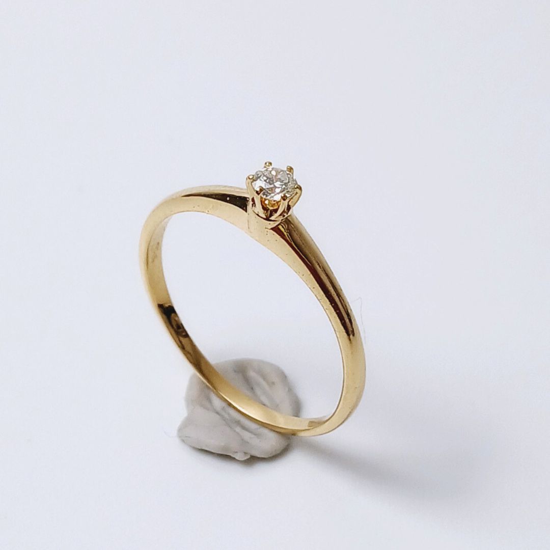 Anel Tiffany 10 pts em ouroo 18k.