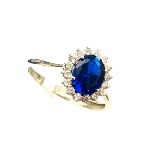 Anel Princesa Keite com 1 pedra oval 6 x 8 mm e 16 pedras de 1,5 Pts