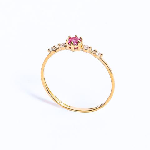 Anel Red Light em ouro 18k , 5 pedras