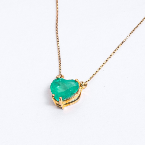 Colar Coração Simples em ouro 18k , com 1 pedra